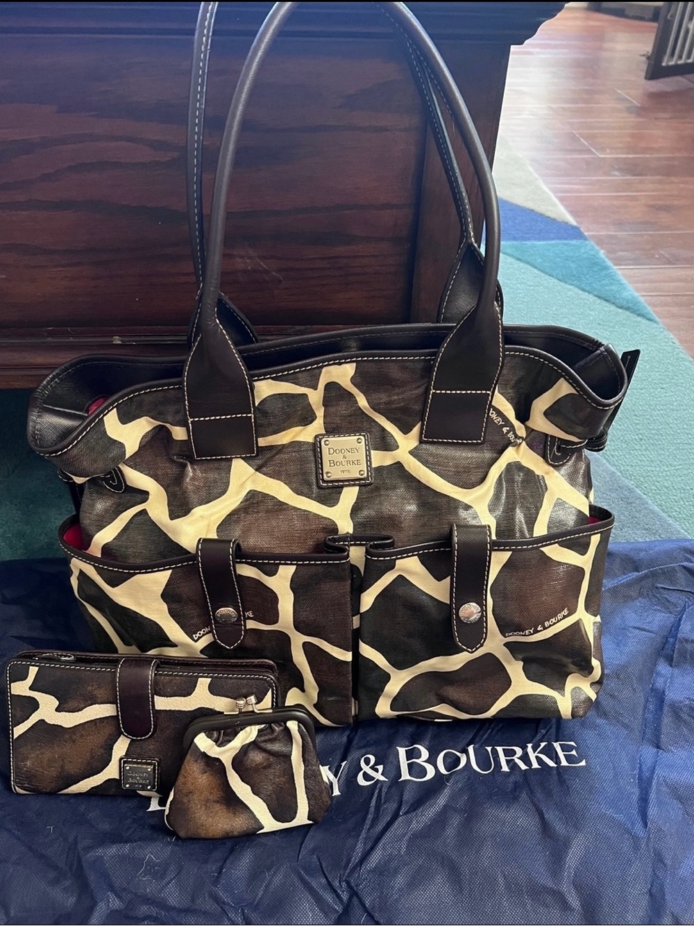 Dooney & Bourke Giraffe-Print Tote with Wallet Set